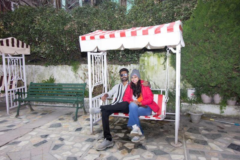 מלון מנאלי Utsav מראה חיצוני תמונה